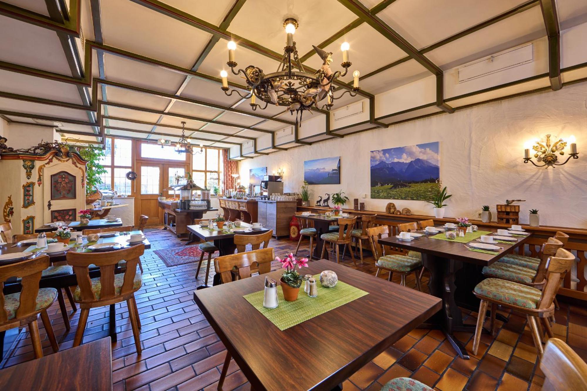 Hotel Drei Mohren Garmisch-Partenkirchen Bagian luar foto