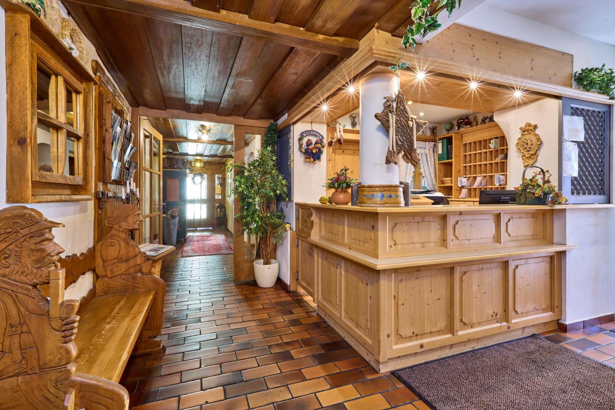 Hotel Drei Mohren Garmisch-Partenkirchen Bagian luar foto