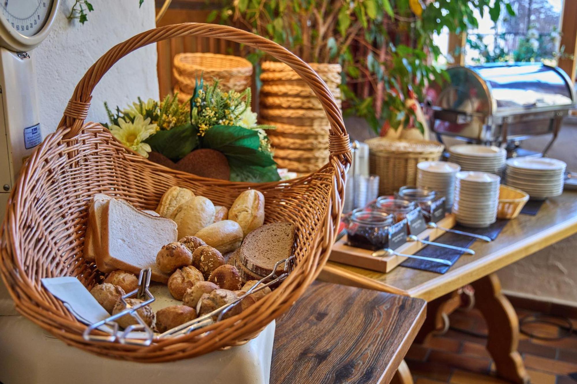 Hotel Drei Mohren Garmisch-Partenkirchen Bagian luar foto