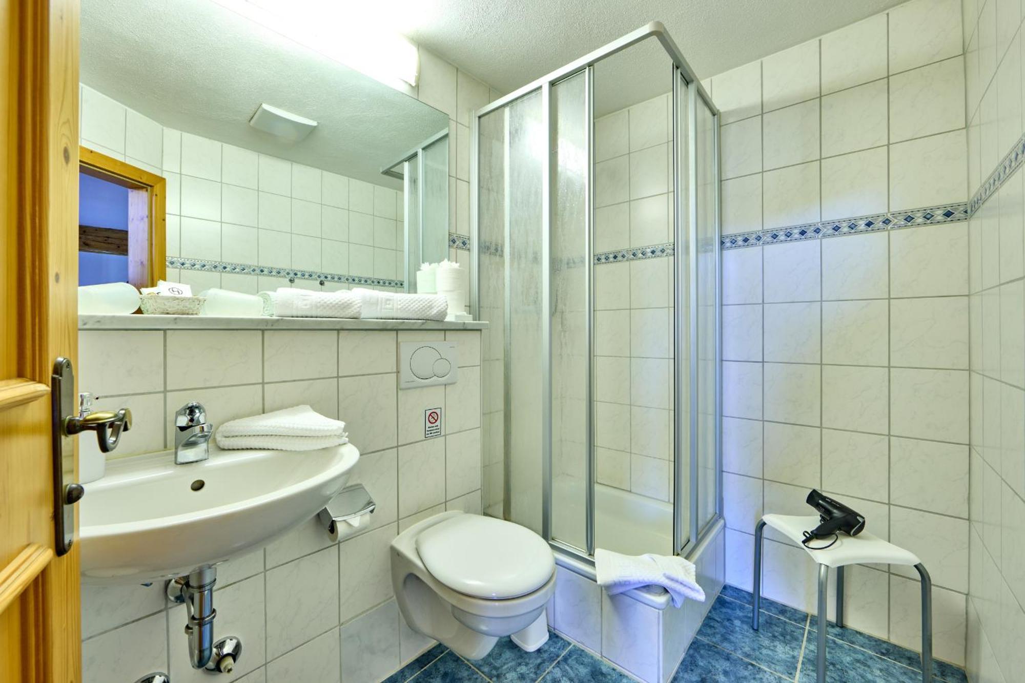 Hotel Drei Mohren Garmisch-Partenkirchen Ruang foto