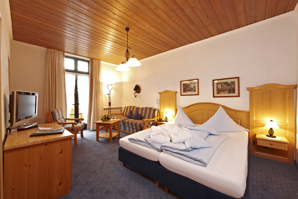 Hotel Drei Mohren Garmisch-Partenkirchen Bagian luar foto