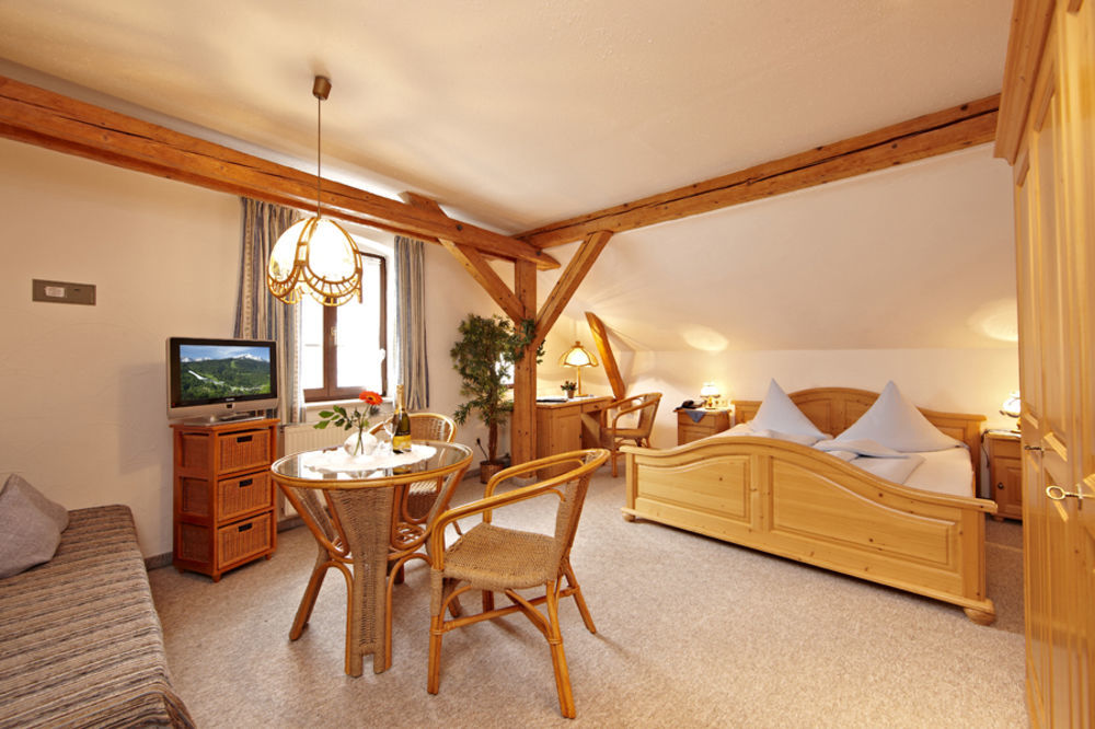Hotel Drei Mohren Garmisch-Partenkirchen Bagian luar foto